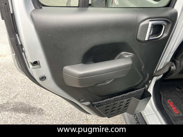 Used 2023 Jeep Wrangler Unlimited Rubicon w/ LED Lighting Group image 21