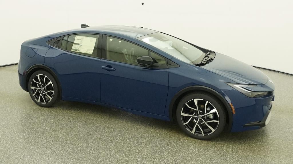 New 2026 Toyota Prius Plug-In Hybrid FWD image 12