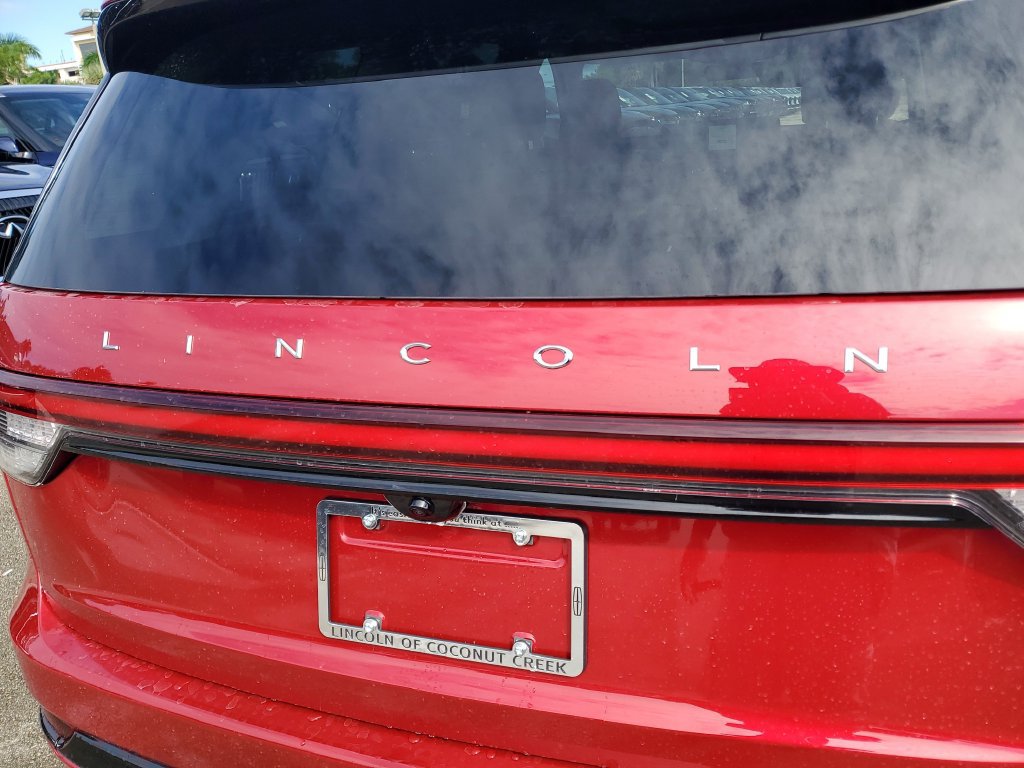New 2025 Lincoln Aviator 2WD w/ Jet Appearance Package image 5