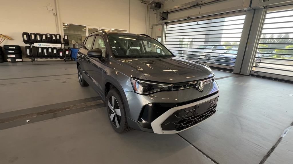 Certified 2025 Volkswagen Taos S AWD/4WD image 21