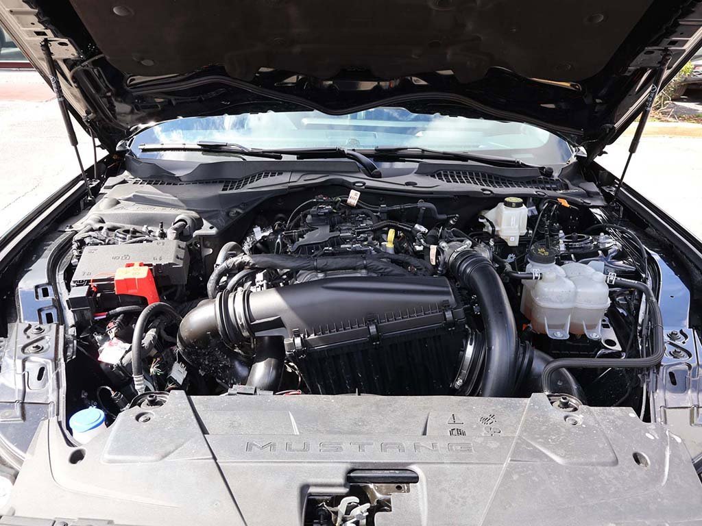 Used 2025 Ford Mustang Premium image 20