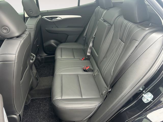 New 2026 Buick Envision Avenir image 13