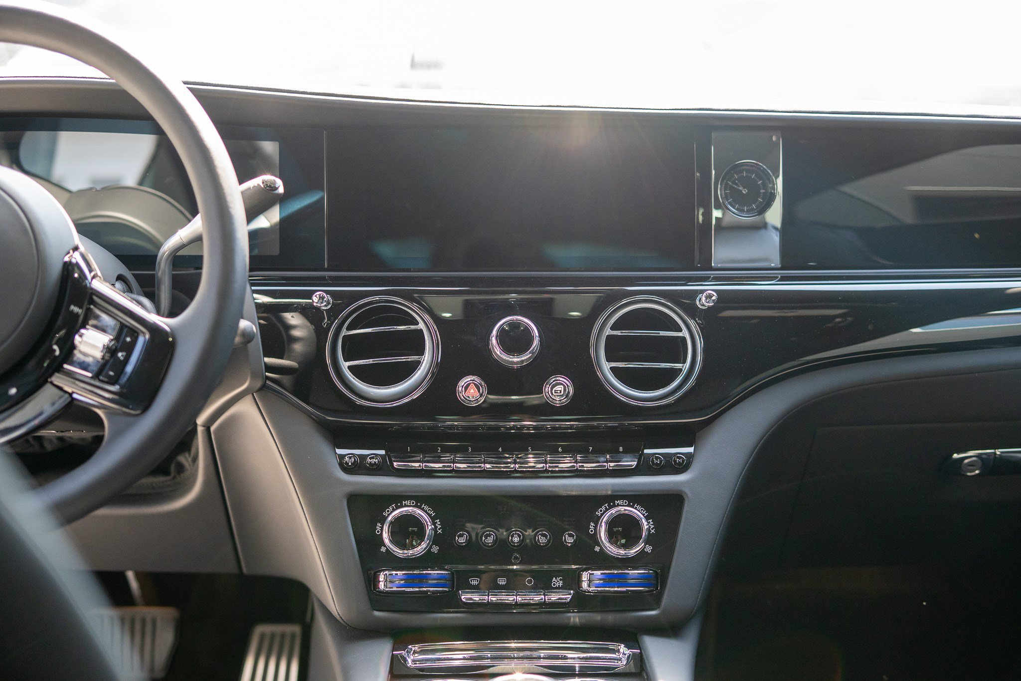 Certified 2024 Rolls-Royce Spectre w/ Spectre Launch Package AWD/4WD image 4