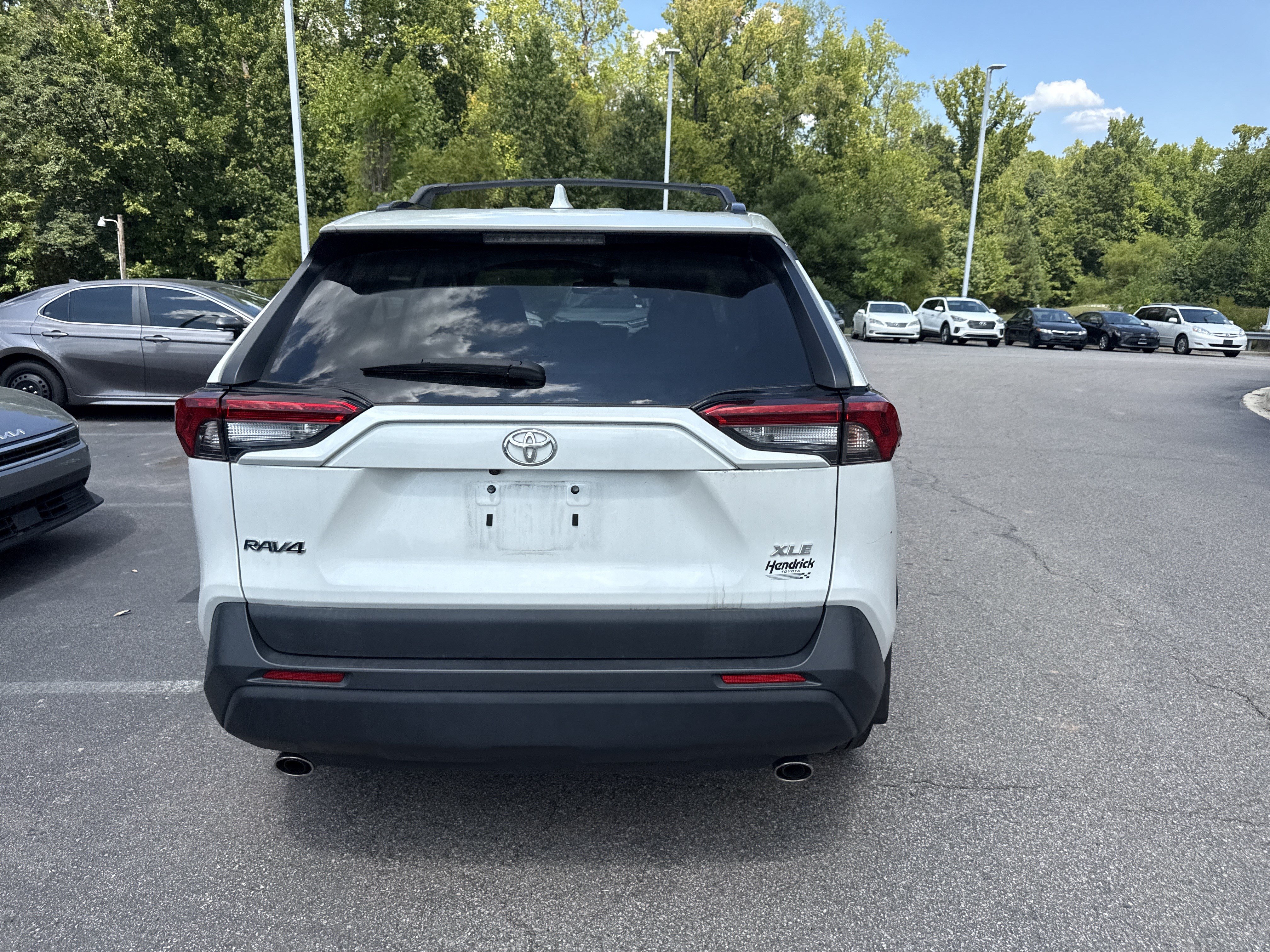 Used 2024 Toyota RAV4 XLE Premium FWD image 8