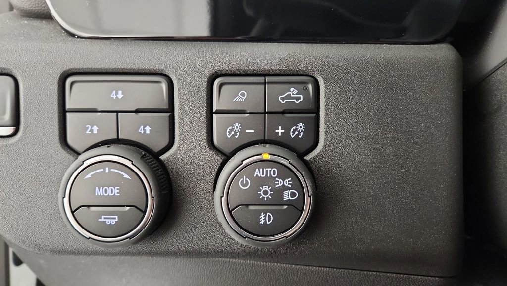 Used 2025 Chevrolet Silverado 2500 LT w/ All Star Edition image 27