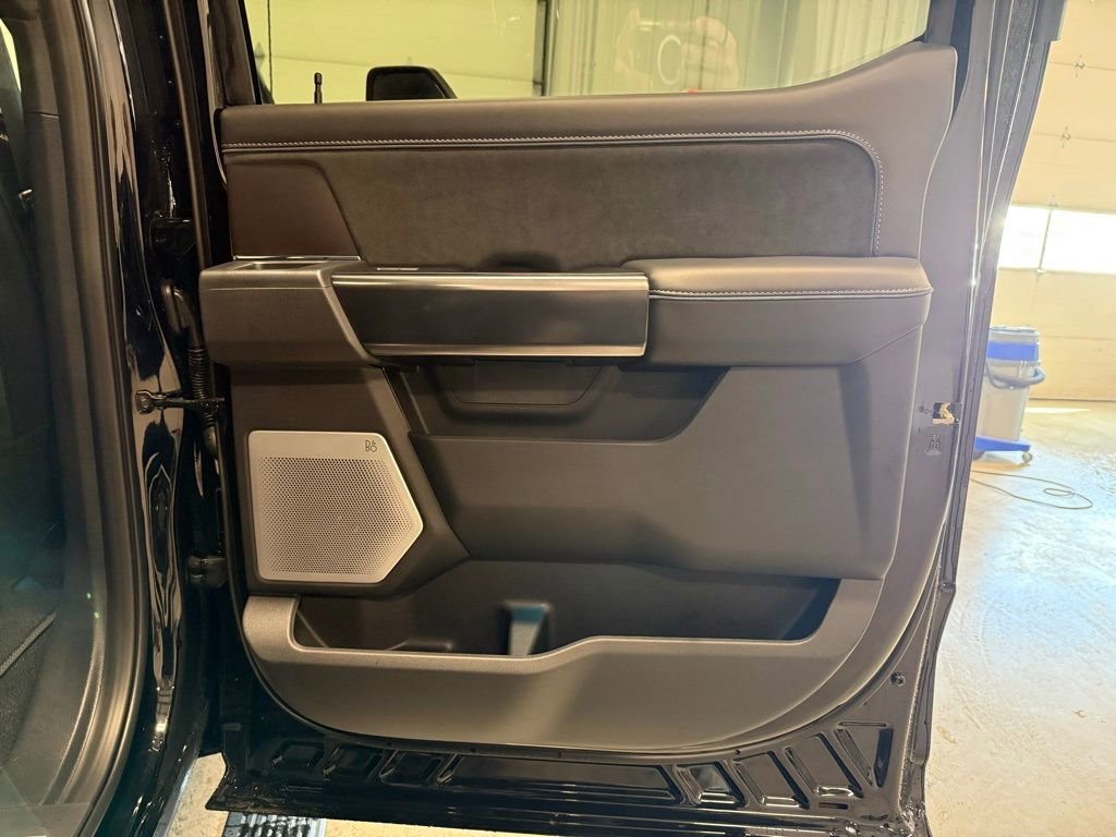 New 2026 Ford F250 Platinum w/ FX4 Off-Road Package image 26