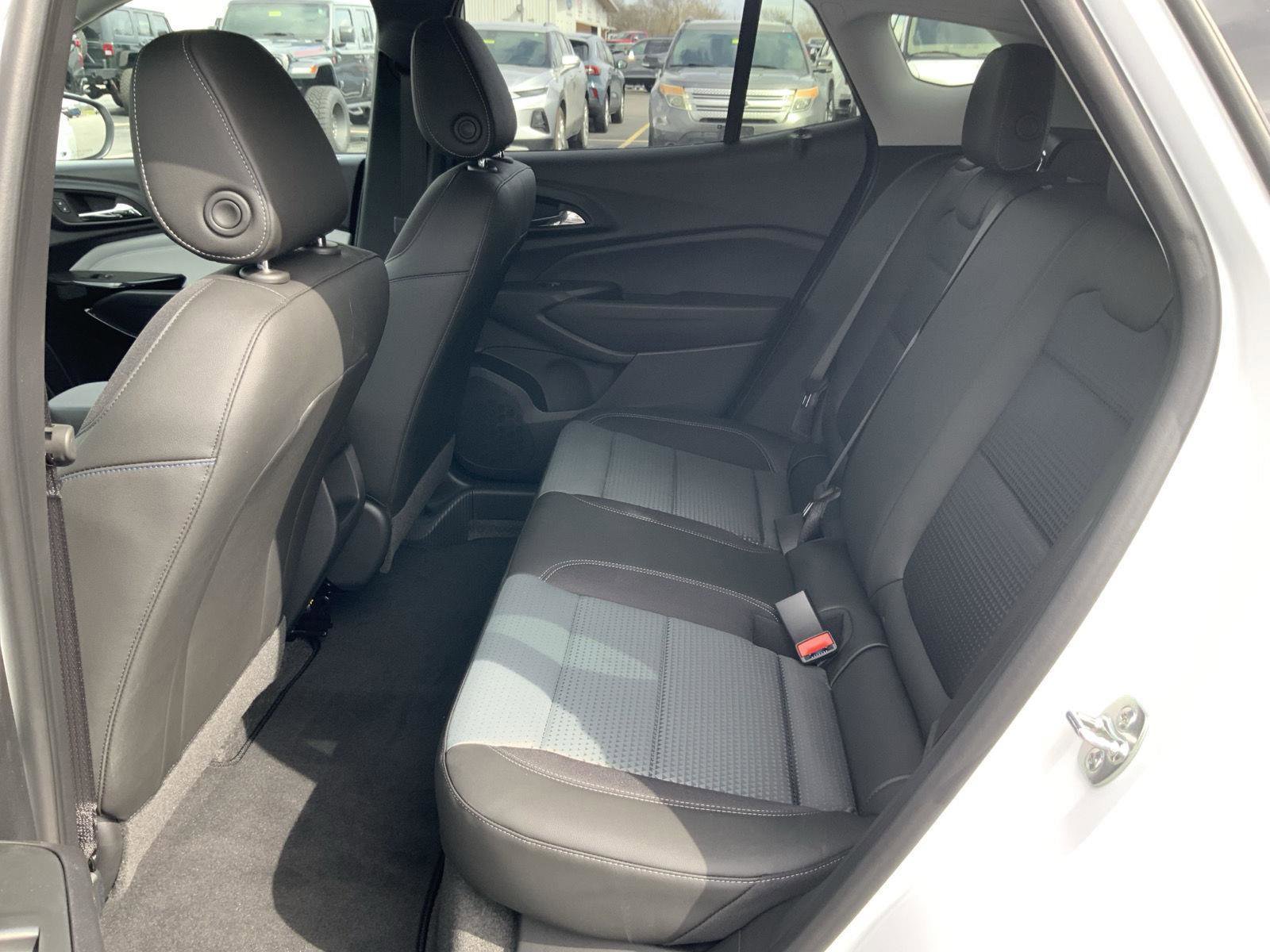 New 2026 Chevrolet Trax LT image 47