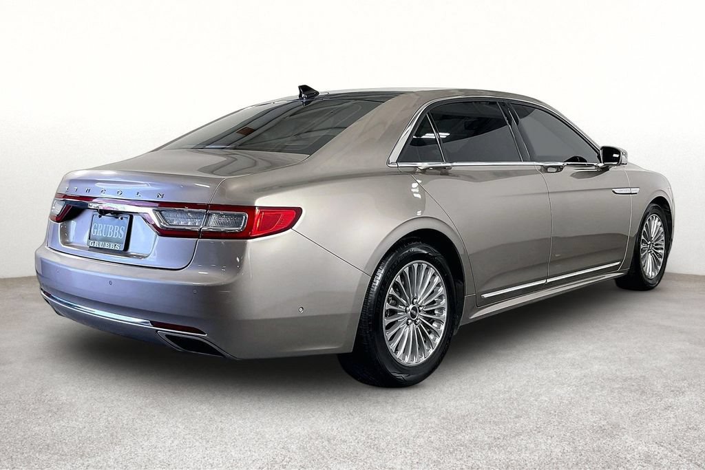 Used 2019 Lincoln Continental Reserve AWD/4WD image 2
