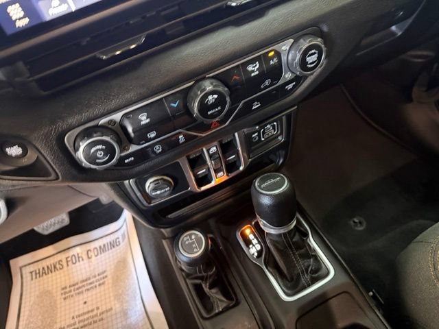Certified 2024 Jeep Gladiator Sport AWD/4WD image 35