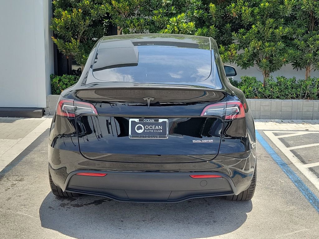 Used 2022 Tesla Model Y Performance AWD/4WD image 5