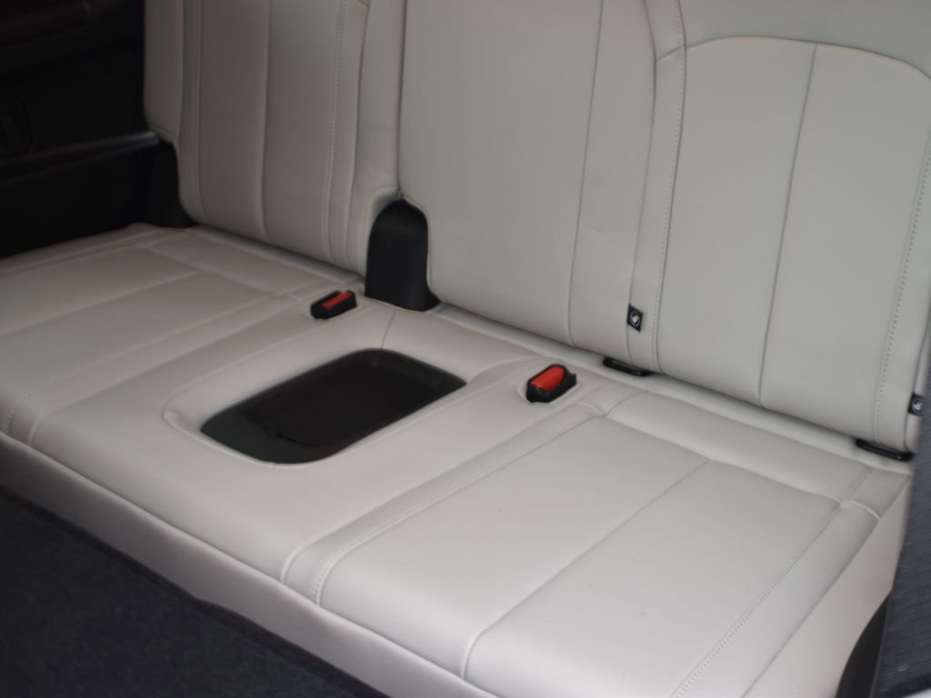 Used 2026 INFINITI QX60 Pure w/ Cargo Package image 15