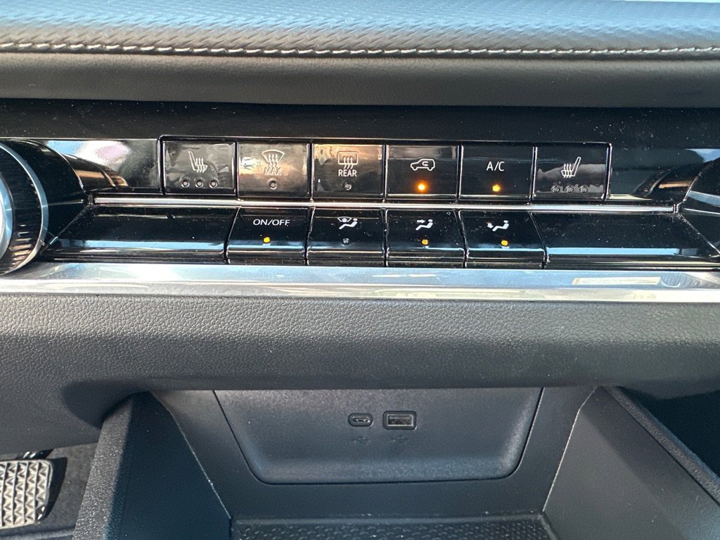 Used 2025 Chevrolet Equinox LT image 14