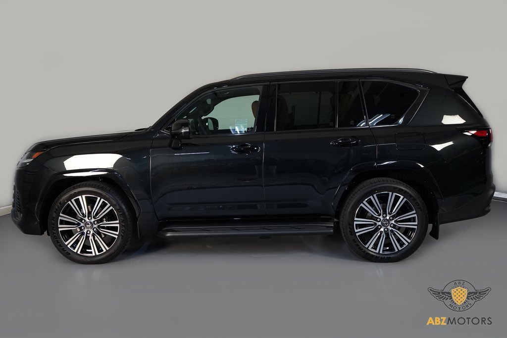 Used 2026 Lexus LX 600 4WD w/ Luxury Package image 5