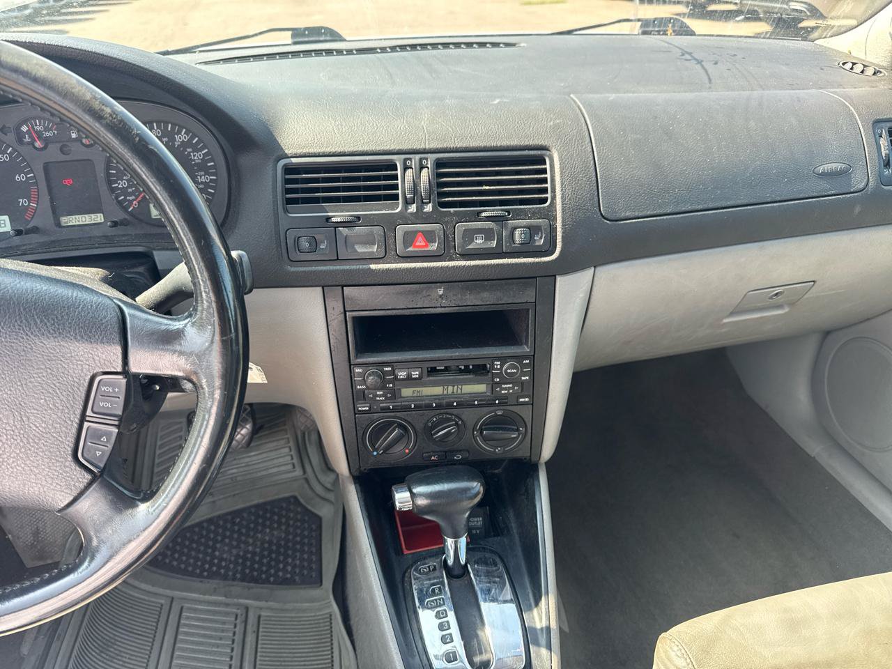 Used 2002 Volkswagen Jetta GLS FWD image 10