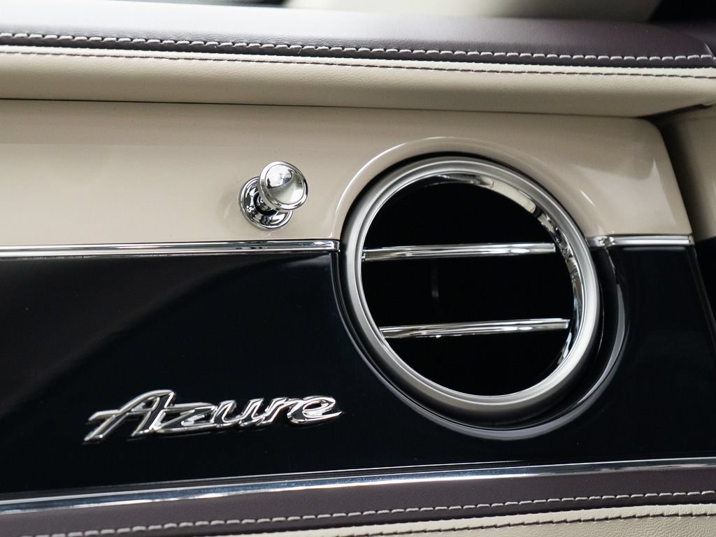 Used 2026 Bentley Flying Spur Plug-In Hybrid AWD/4WD image 44