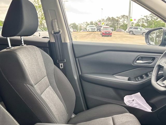 New 2026 Nissan Rogue SV FWD image 12