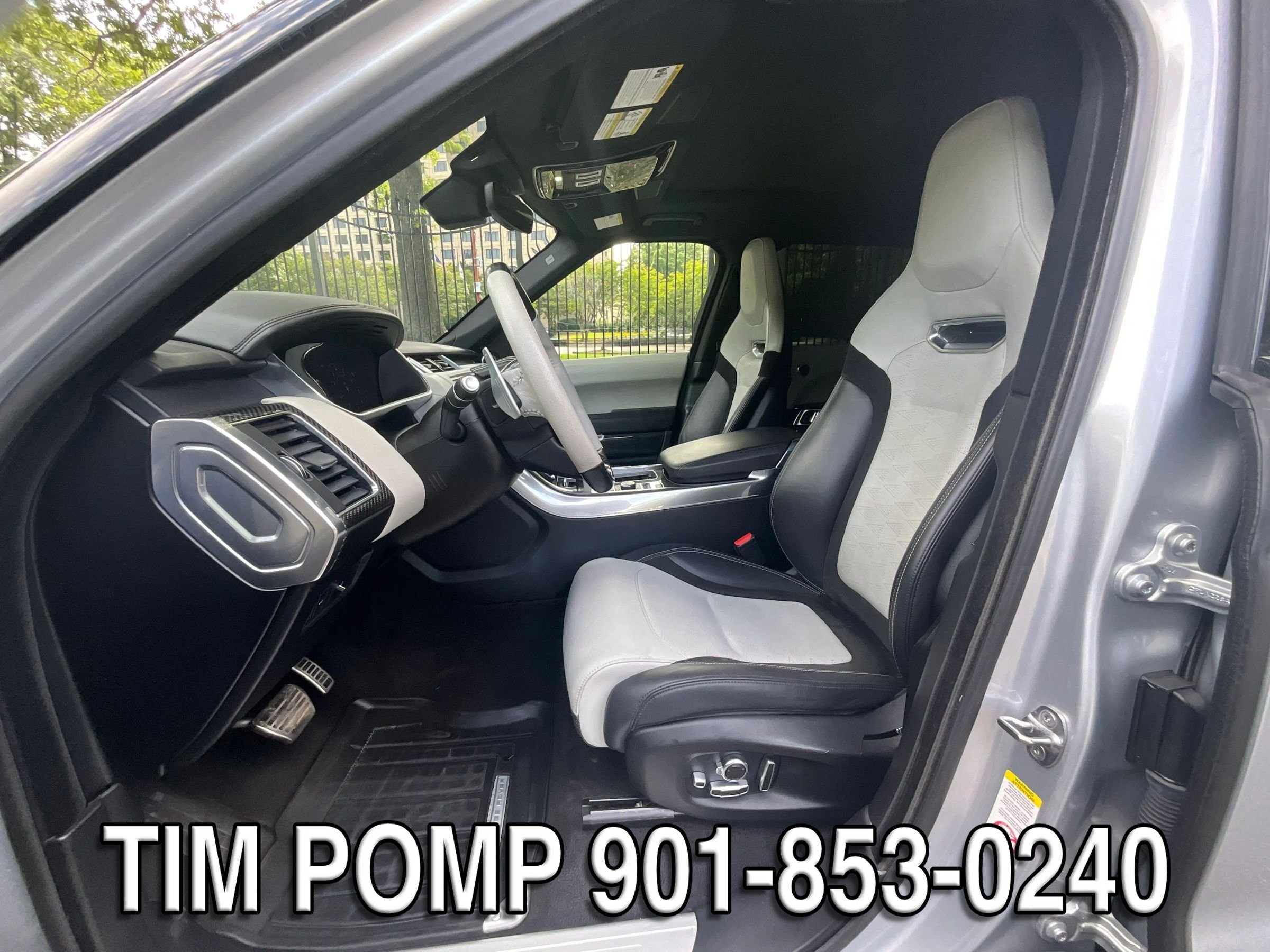 Used 2019 Land Rover Range Rover Sport SVR AWD/4WD image 20