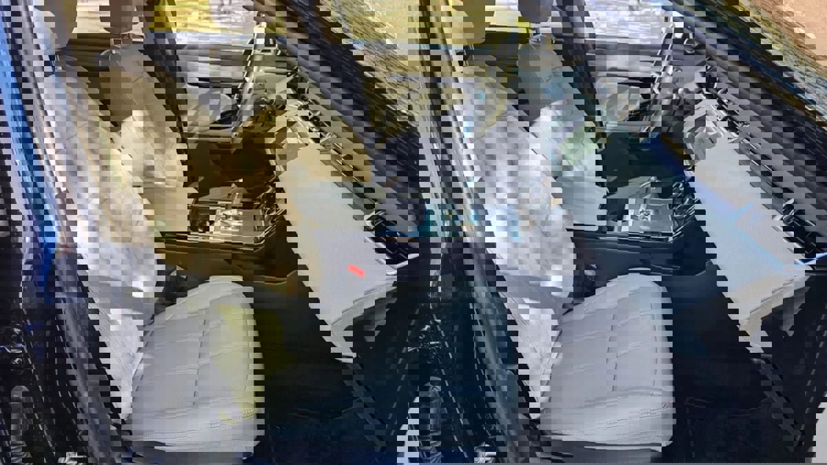 Used 2021 Land Rover Range Rover Evoque S image 38