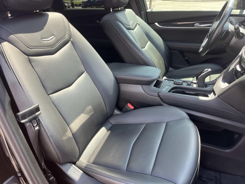 Certified 2023 Cadillac XT5 Premium Luxury AWD/4WD image 22