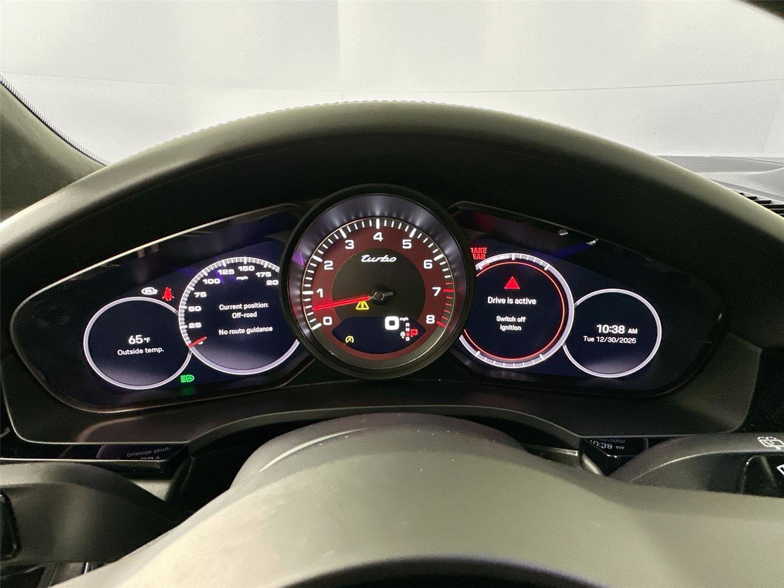 Certified 2022 Porsche Cayenne Turbo AWD/4WD image 19