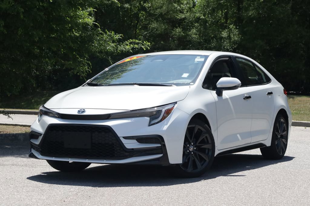 Used 2024 Toyota Corolla SE FWD image 1