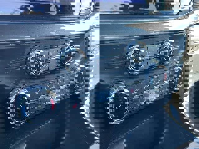 Used 2022 Ford F150 XLT w/ Equipment Group 302A High image 17