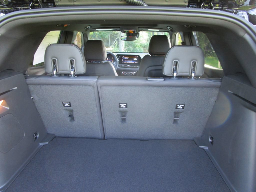 New 2026 Chevrolet TrailBlazer RS w/ Convenience Package FWD image 15