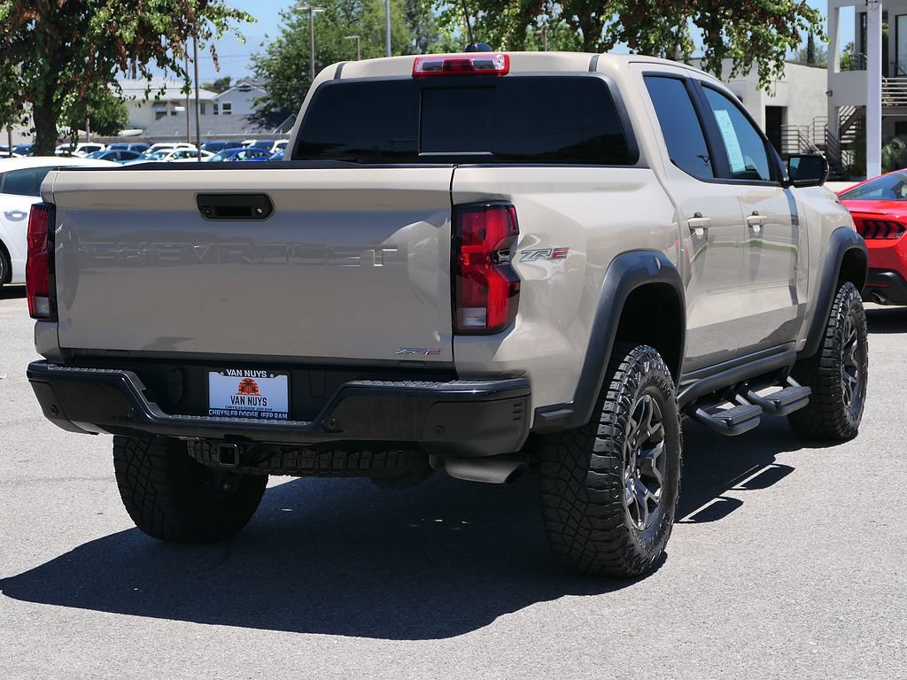 Used 2024 Chevrolet Colorado ZR2 w/ Technology Package AWD/4WD image 4