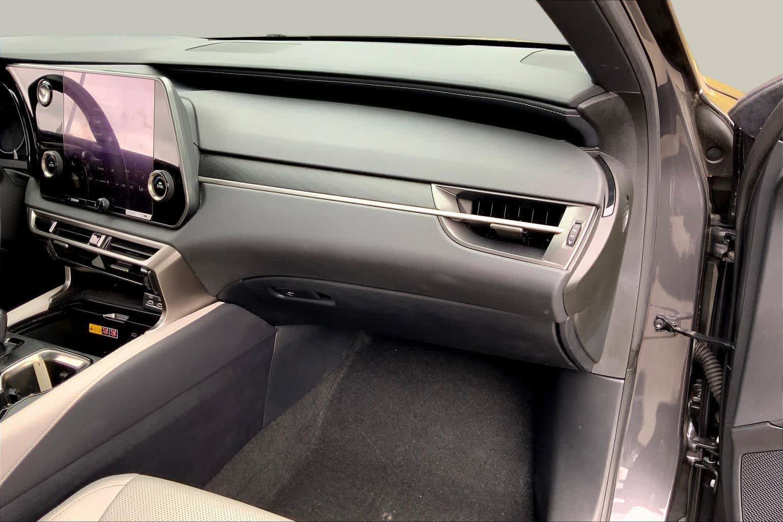 Used 2024 Lexus RX 350 Premium w/ Cold Area Package AWD/4WD image 19
