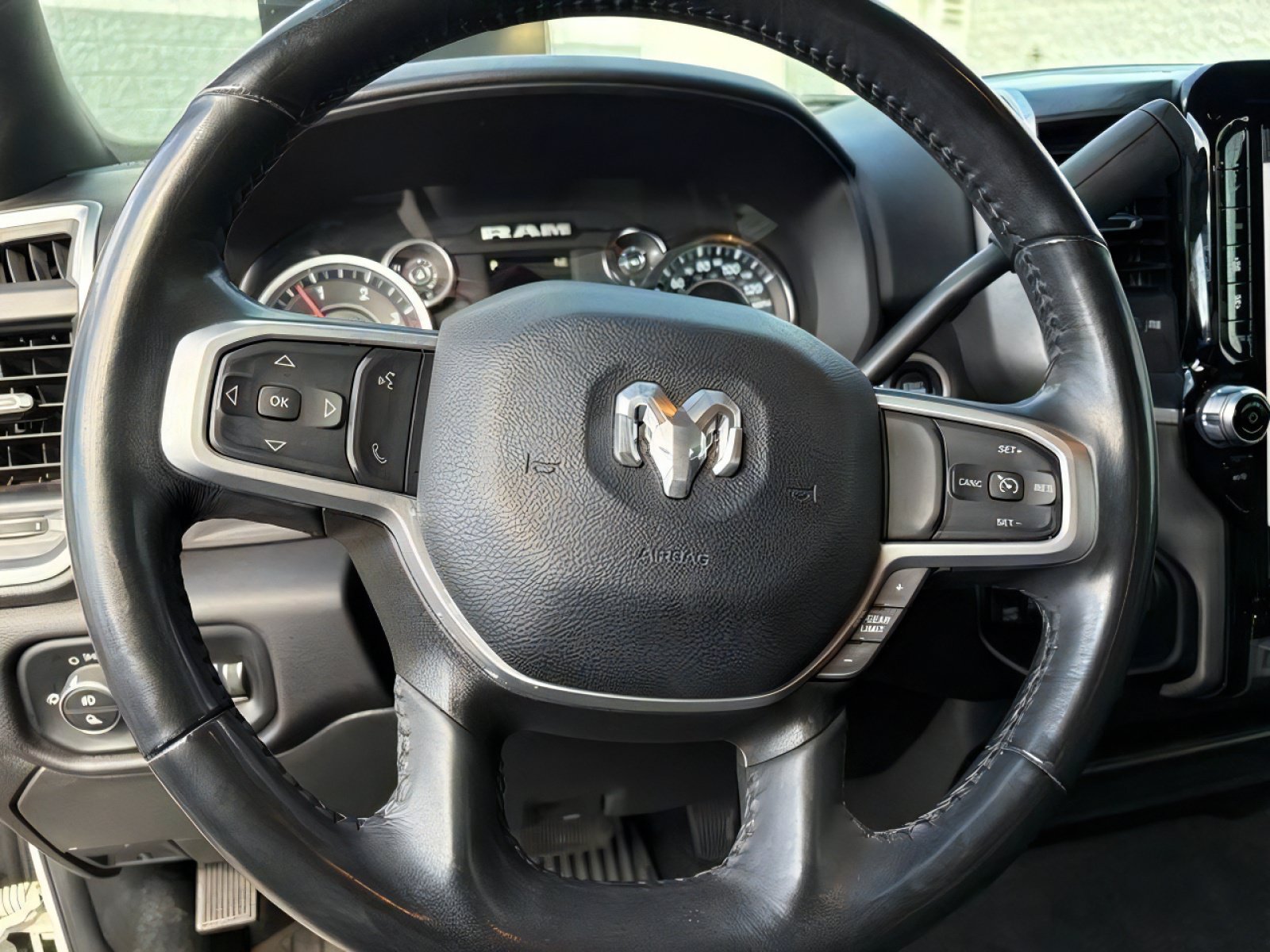 Used 2023 RAM 3500 Big Horn w/ Level 1 Equipment Group AWD/4WD image 20