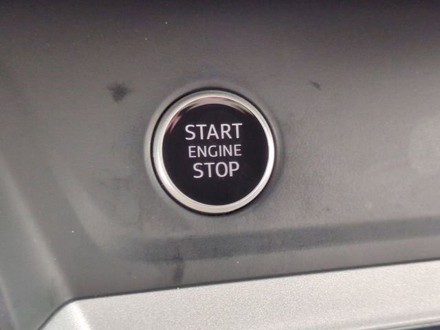 Used 2021 Audi Q3 2.0T Premium image 28