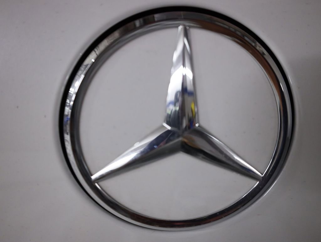 Used 2026 Mercedes-Benz EQE 320 4MATIC SUV image 57