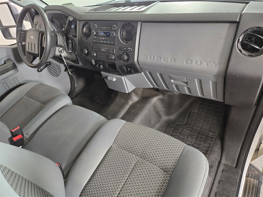 Used 2011 Ford F250 XL w/ Skid Plate Pkg image 20