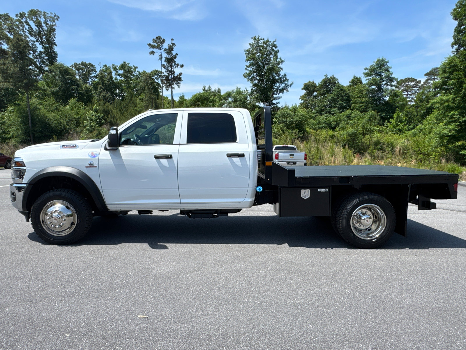 New 2026 RAM 4500 Tradesman w/ Chrome Appearance Group AWD/4WD image 8