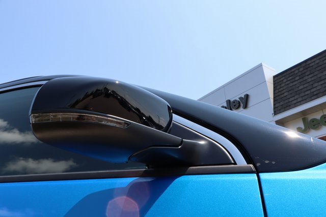 New 2025 Jeep Compass Limited image 2