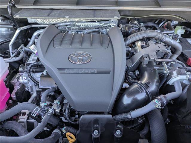 New 2025 Toyota Highlander LE image 16