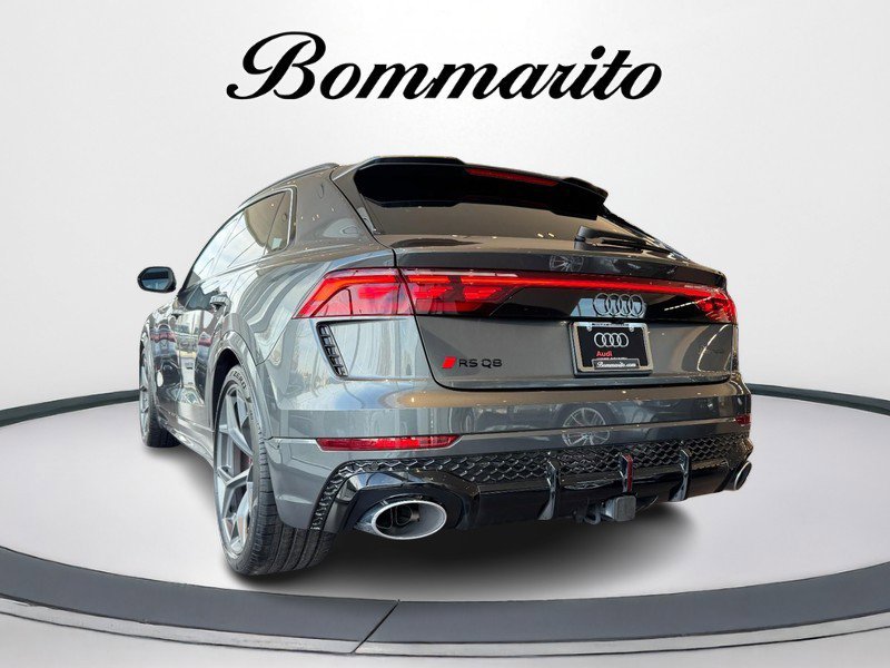 New 2025 Audi RS Q8 performance image 3