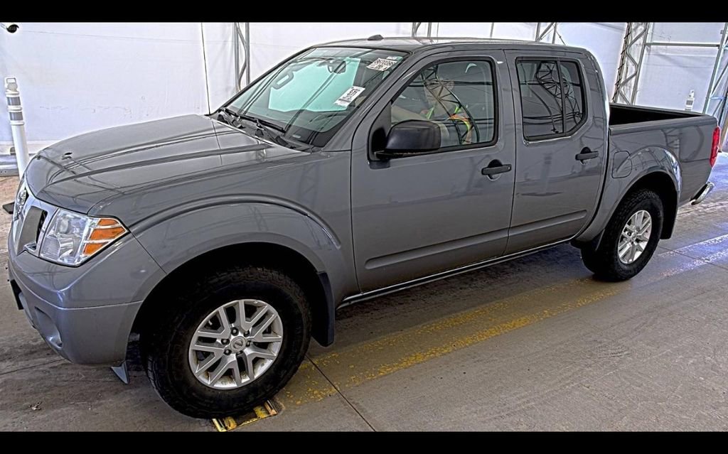 Used 2016 Nissan Frontier SV w/ SV Value Truck Package AWD/4WD image 7
