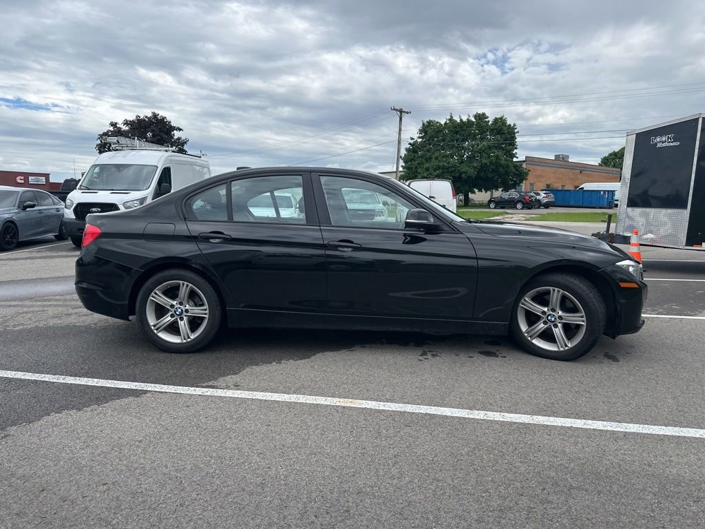 Used 2013 BMW 328i xDrive Sedan AWD/4WD image 13