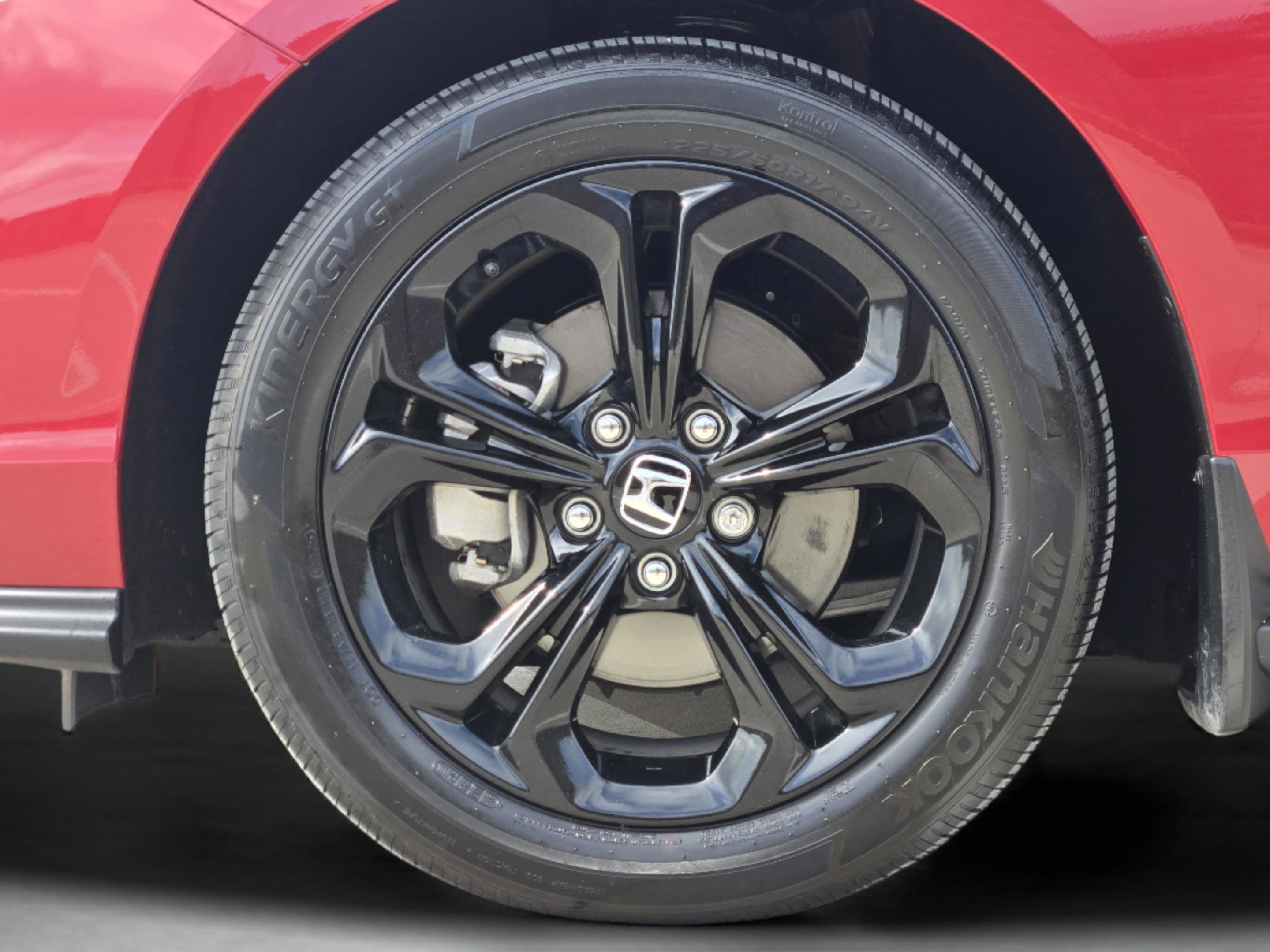 Certified 2025 Honda Accord SE image 29