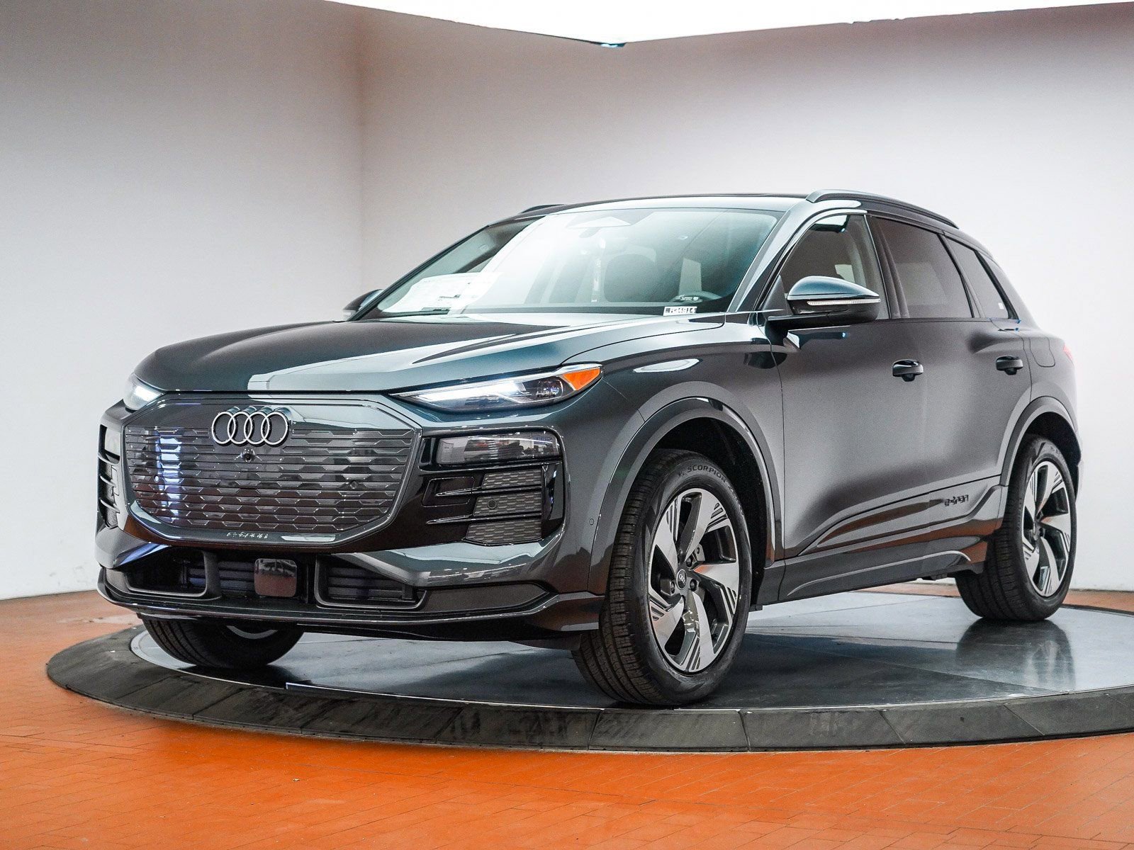New 2025 Audi Q6 e-tron Premium AWD/4WD image 2