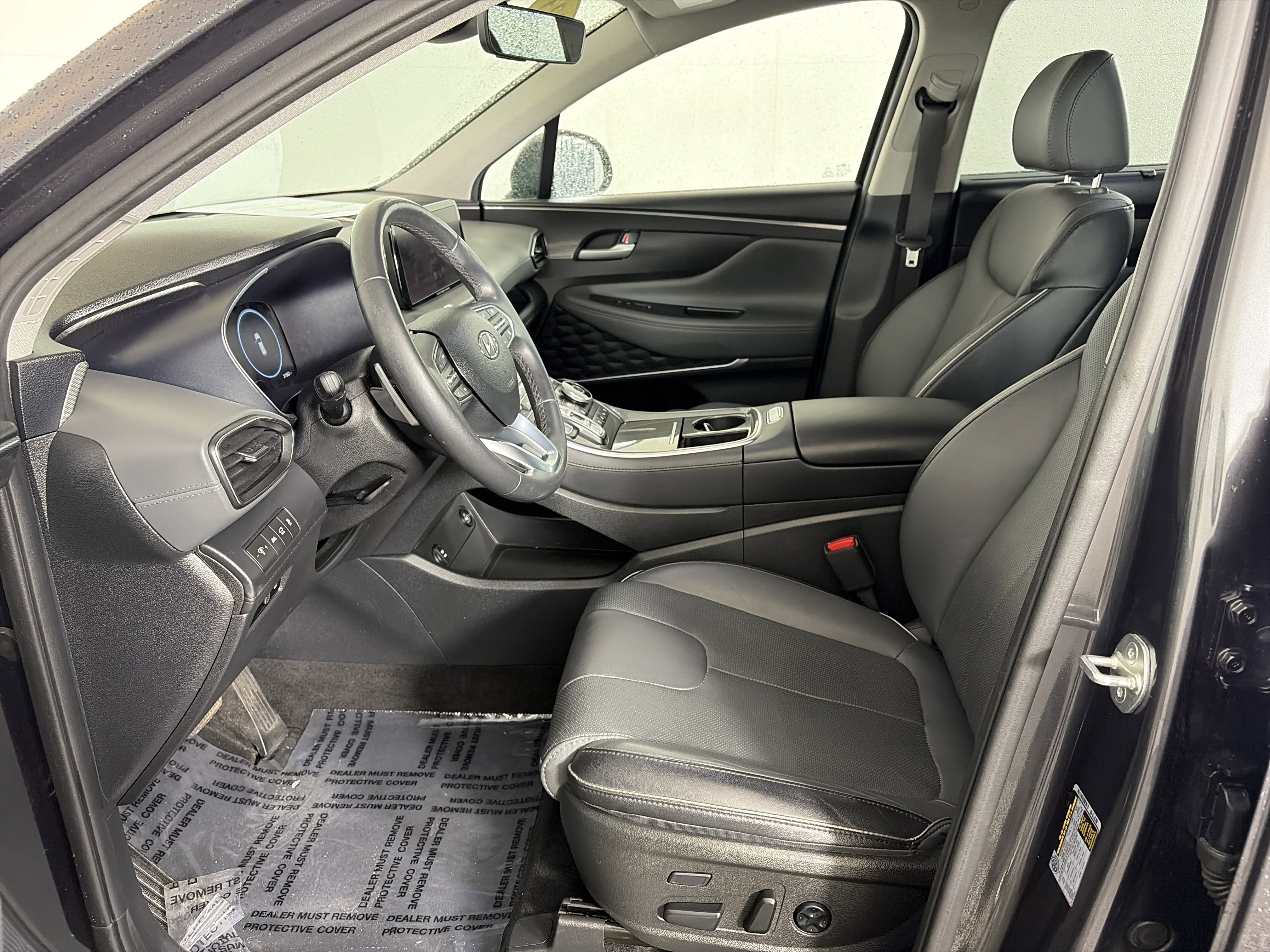 Used 2023 Hyundai Santa Fe Limited w/ Cargo Package image 6