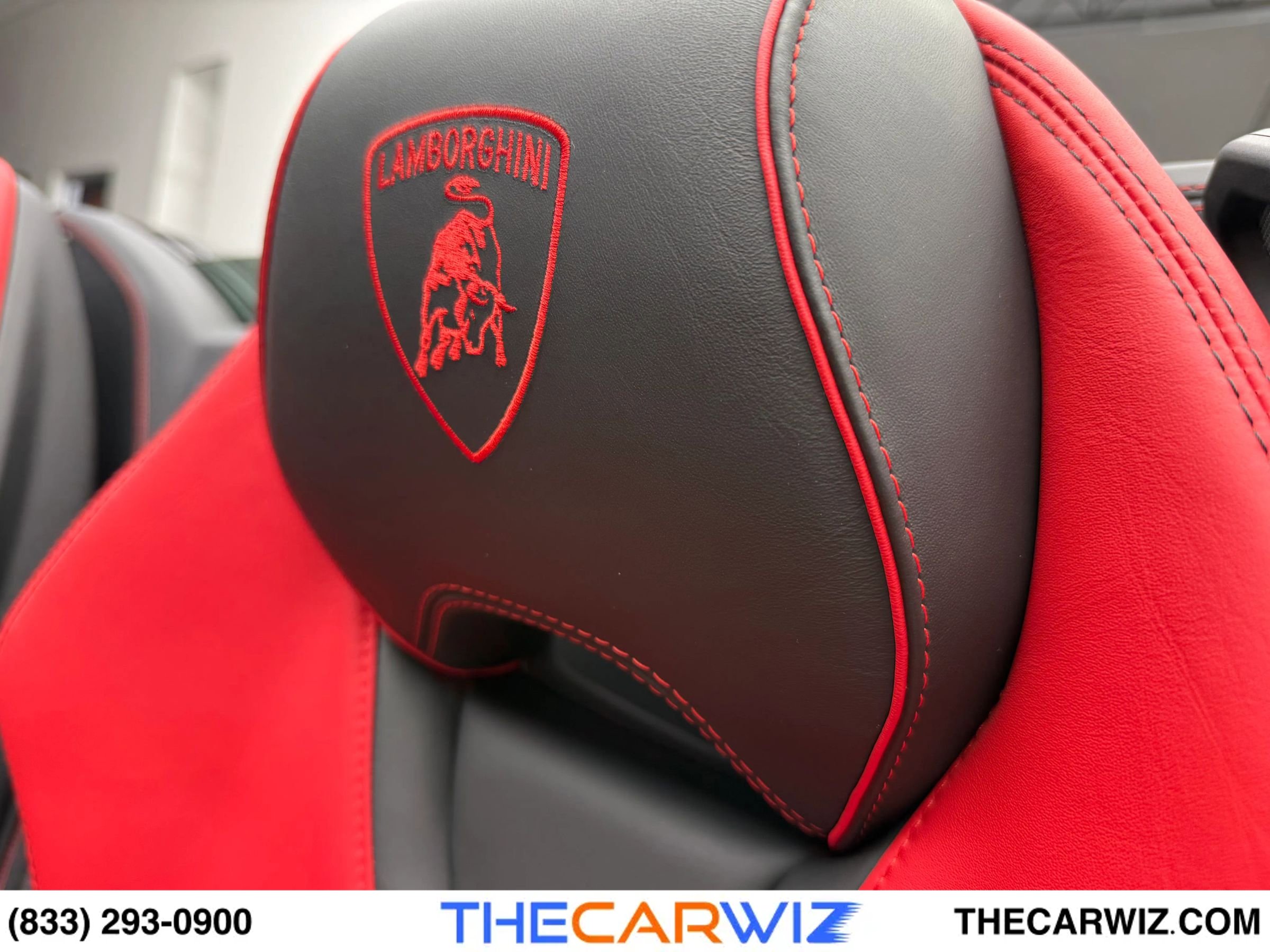 Used 2020 Lamborghini Huracan EVO image 54
