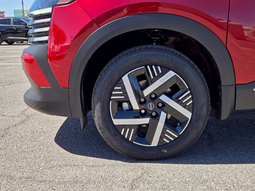 New 2027 Nissan Kicks SV FWD image 10