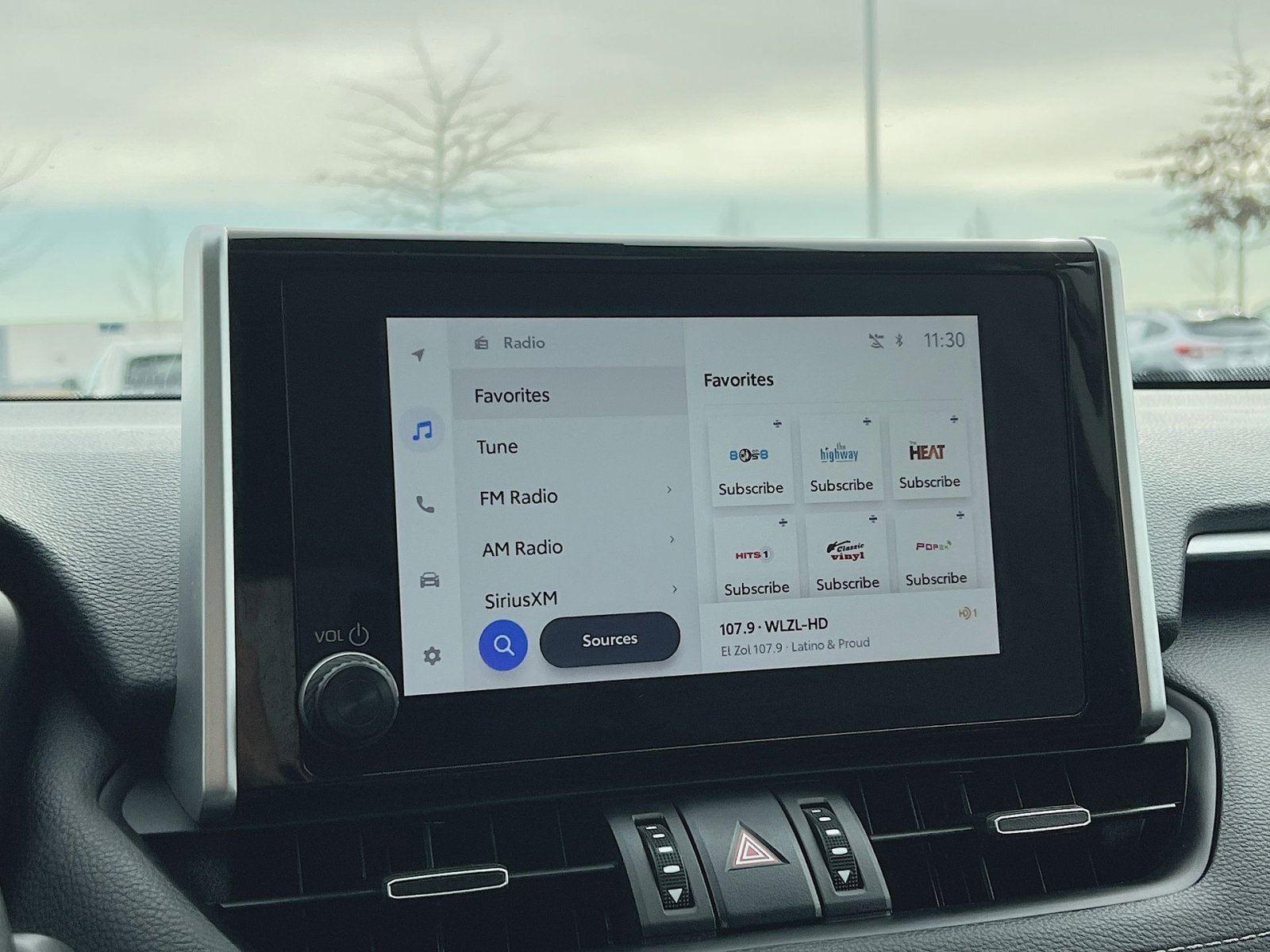 Used 2023 Toyota RAV4 XLE image 18