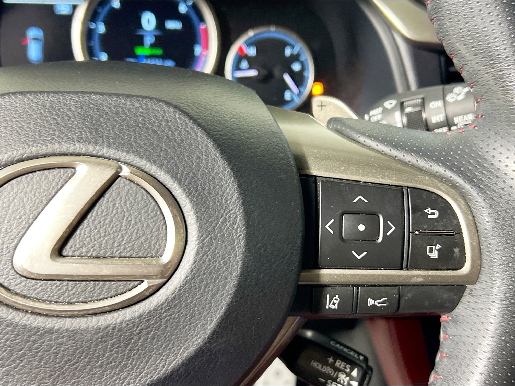 Used 2022 Lexus RX 350 F Sport w/ Accessory Package AWD/4WD image 13