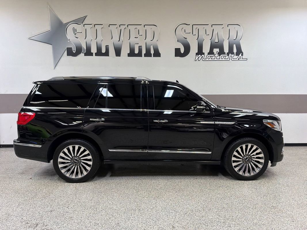 Used 2019 Lincoln Navigator Reserve AWD/4WD image 35