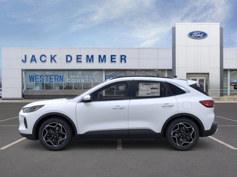 New 2026 Ford Escape Platinum w/ Premium Technology Package image 3