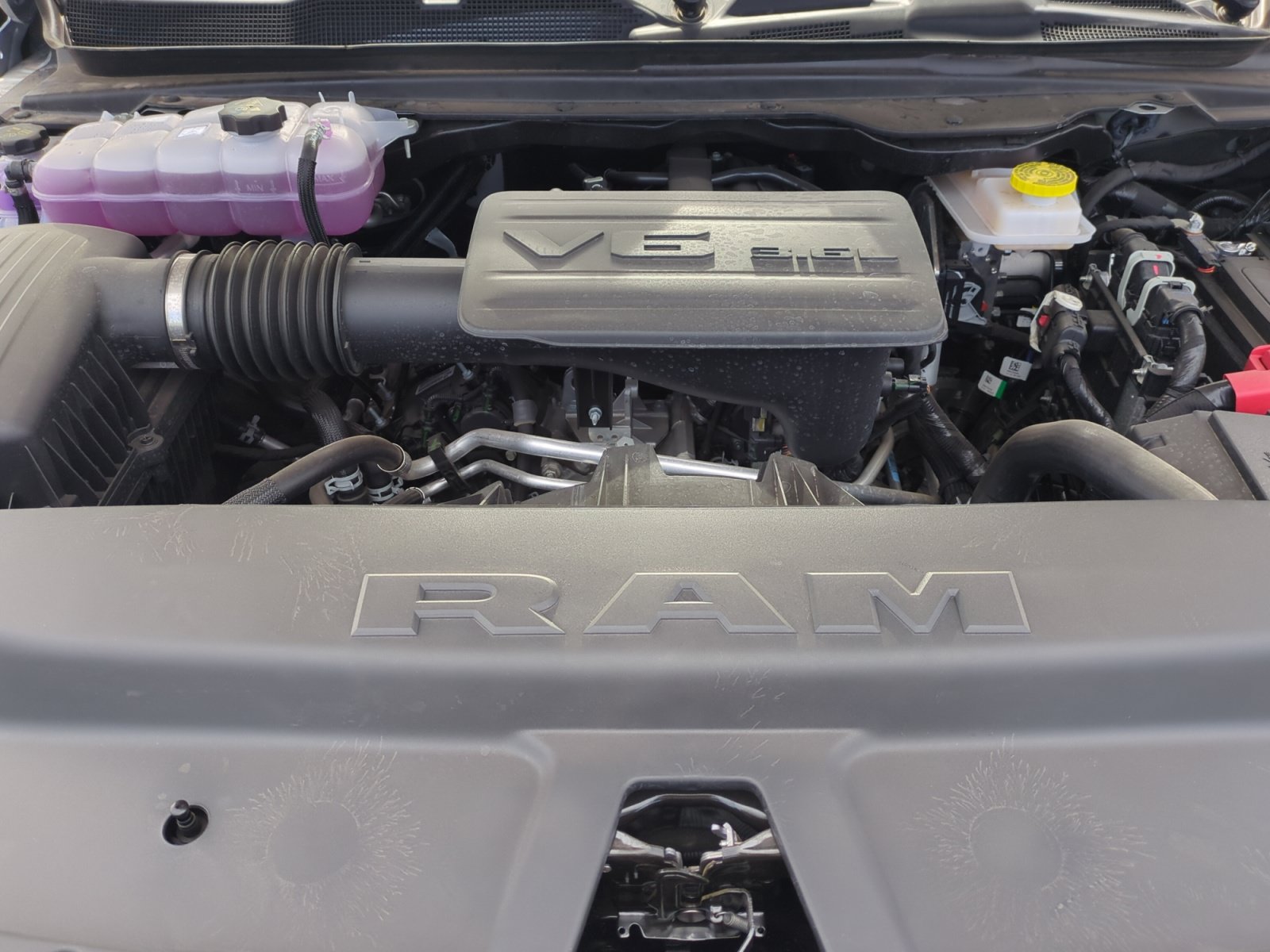 New 2026 RAM 1500 Express RWD image 21