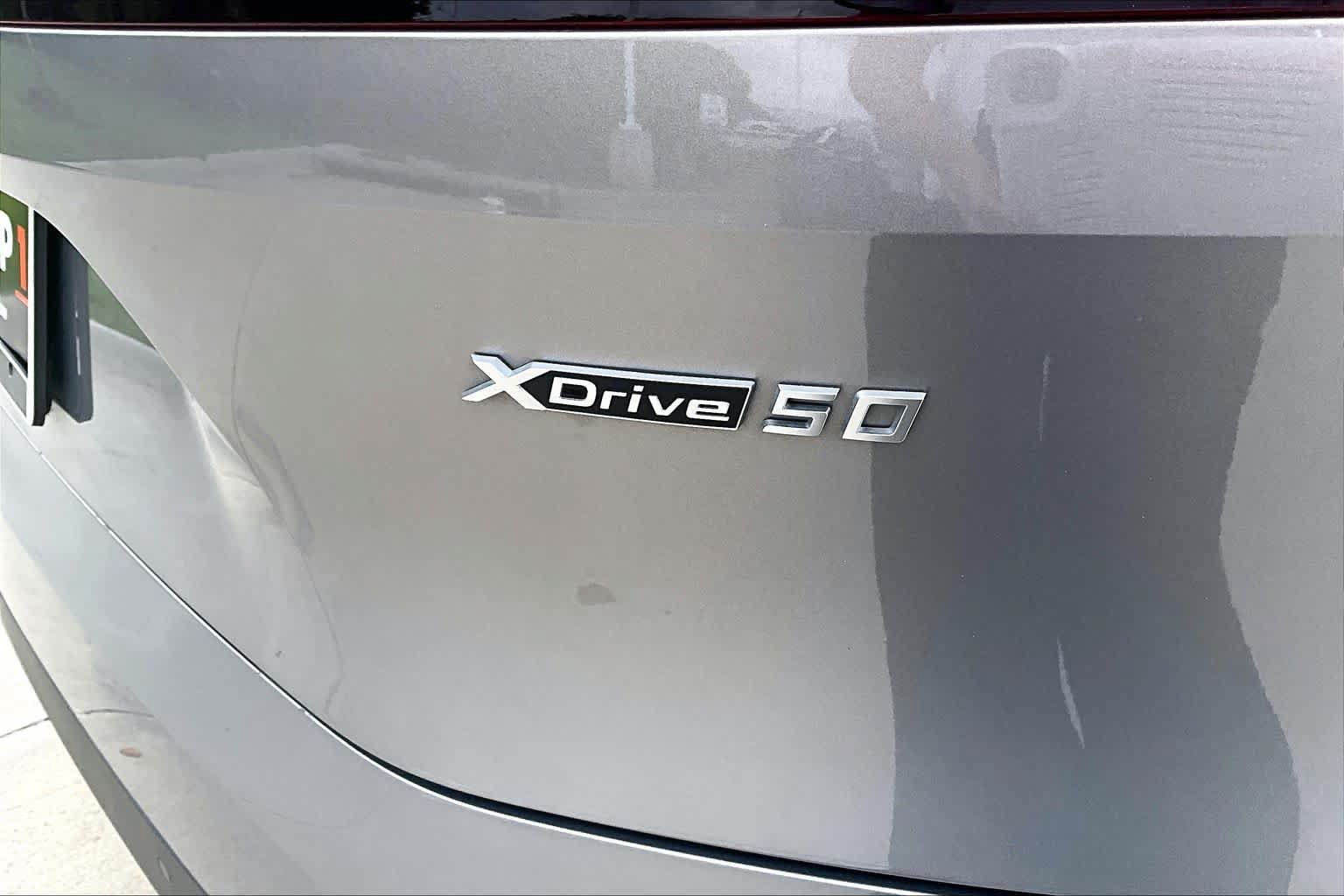 Used 2024 BMW iX xDrive50 w/ Convenience Package AWD/4WD image 9